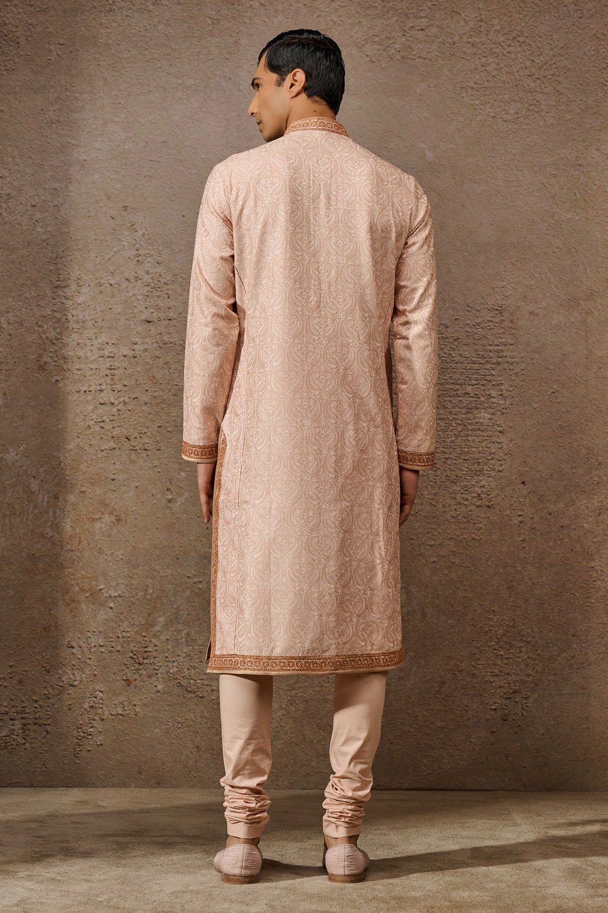 Otherworldly Classic Embroidered Kurta Set