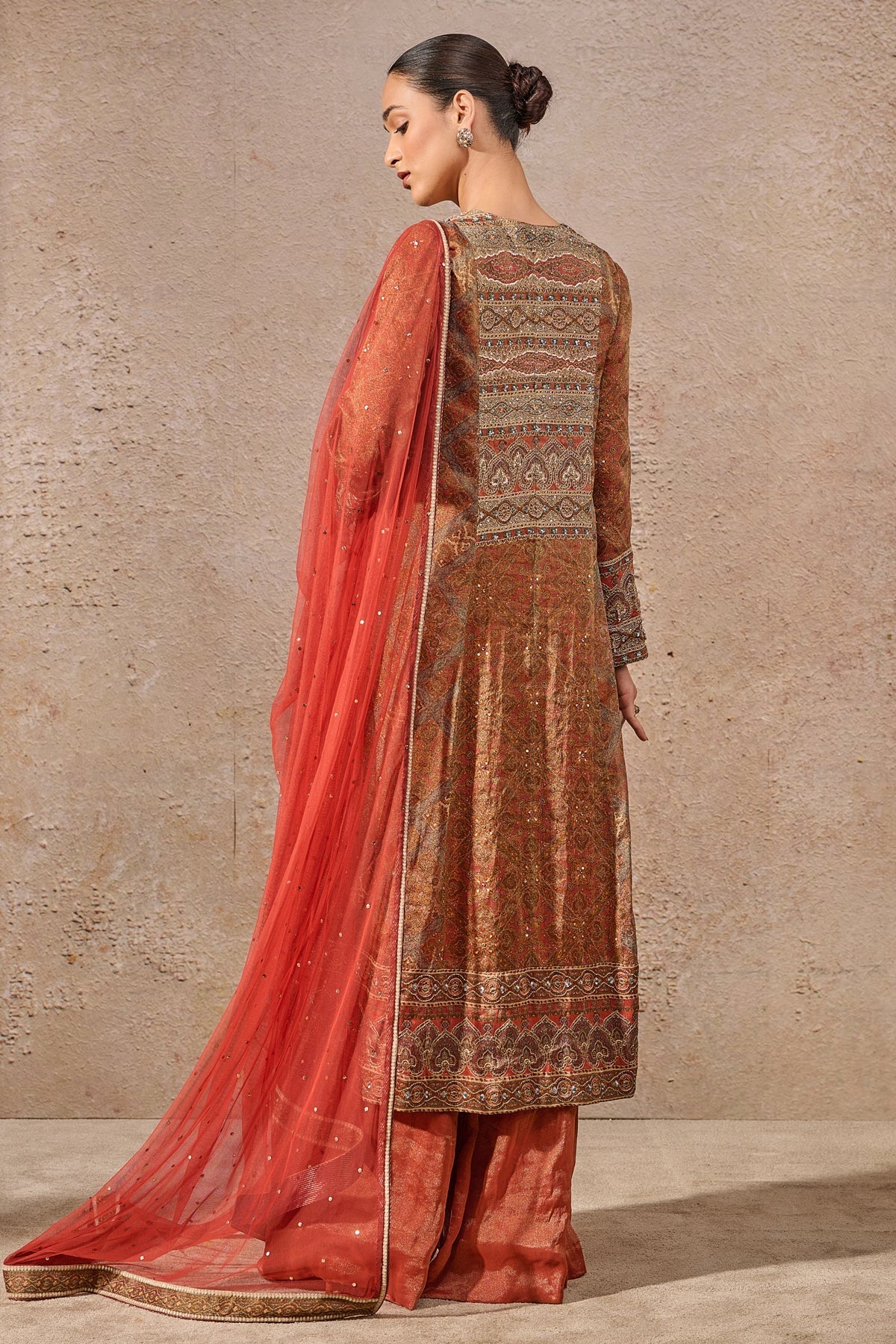 Languid Summer Printed Kashida Suit Set