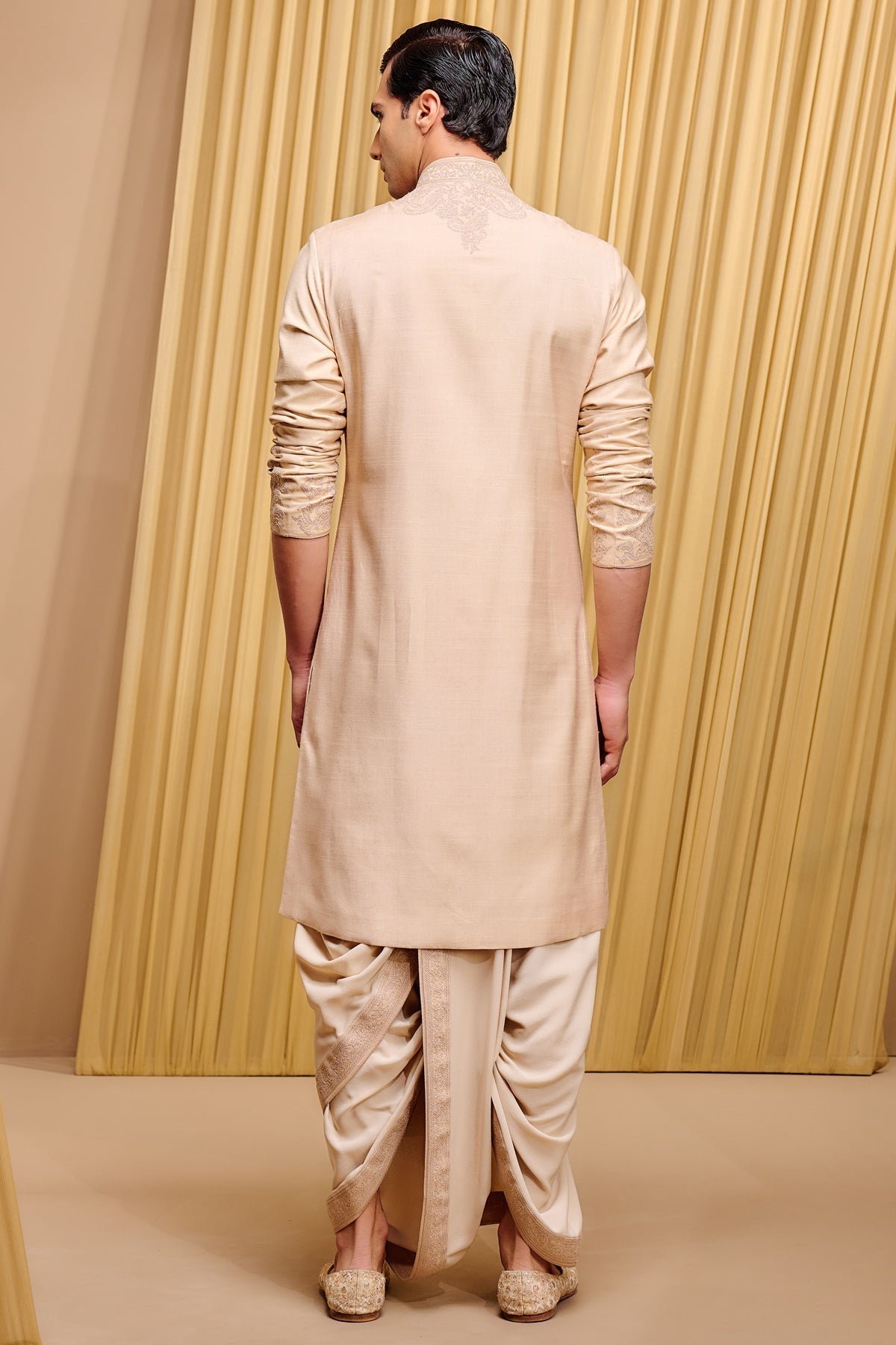 Otherworldly Classic Embroidered Kurta Set
