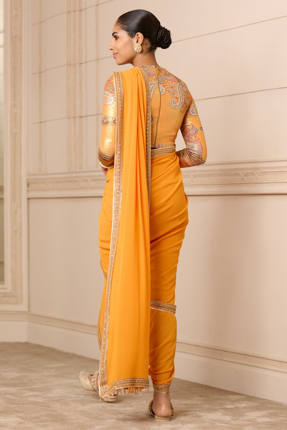 Concept Saree And Blouse