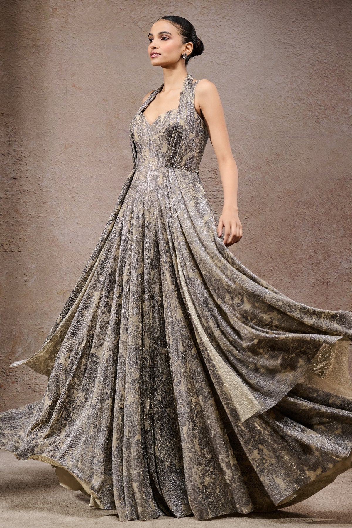 Classic Crinkle Gown