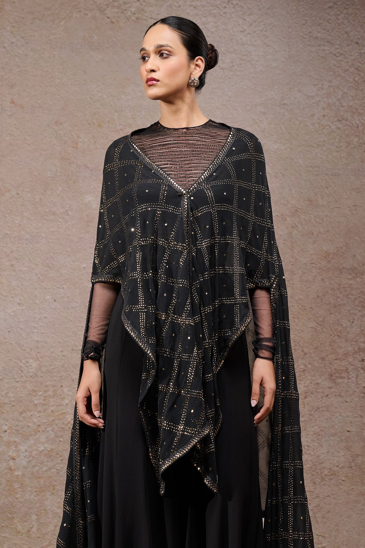 Mukaish Cape Set
