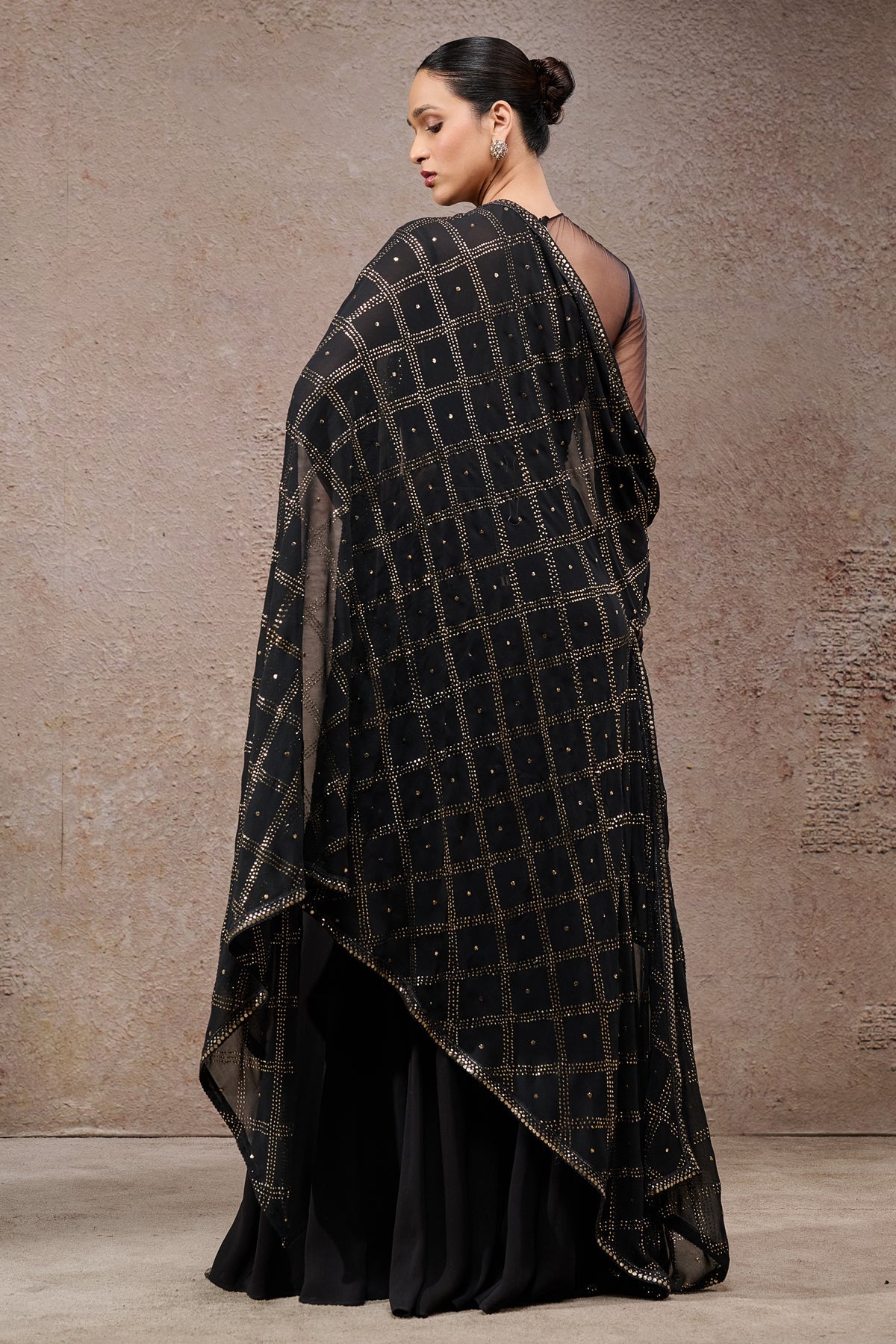 Mukaish Cape Set