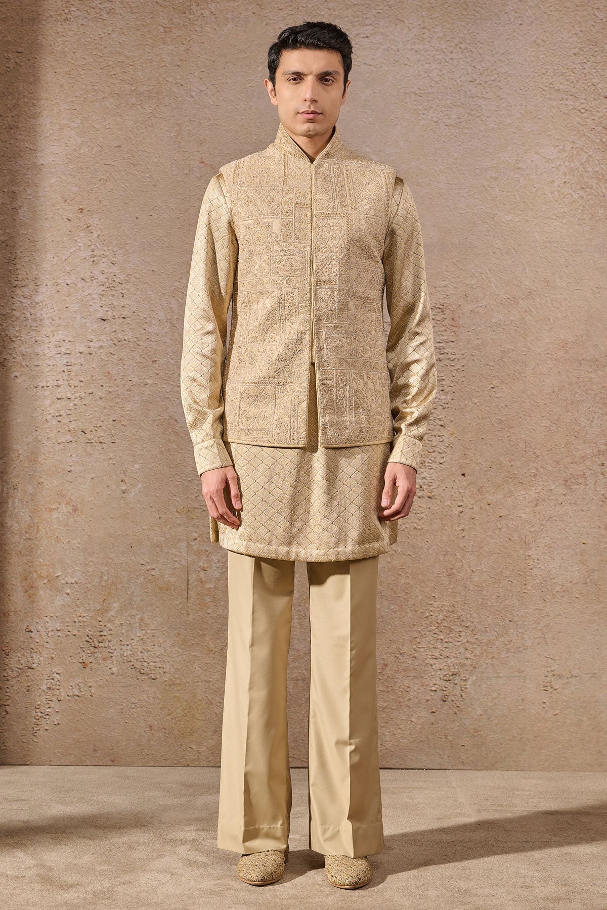 Multicolored Embroidered Wasitcoat