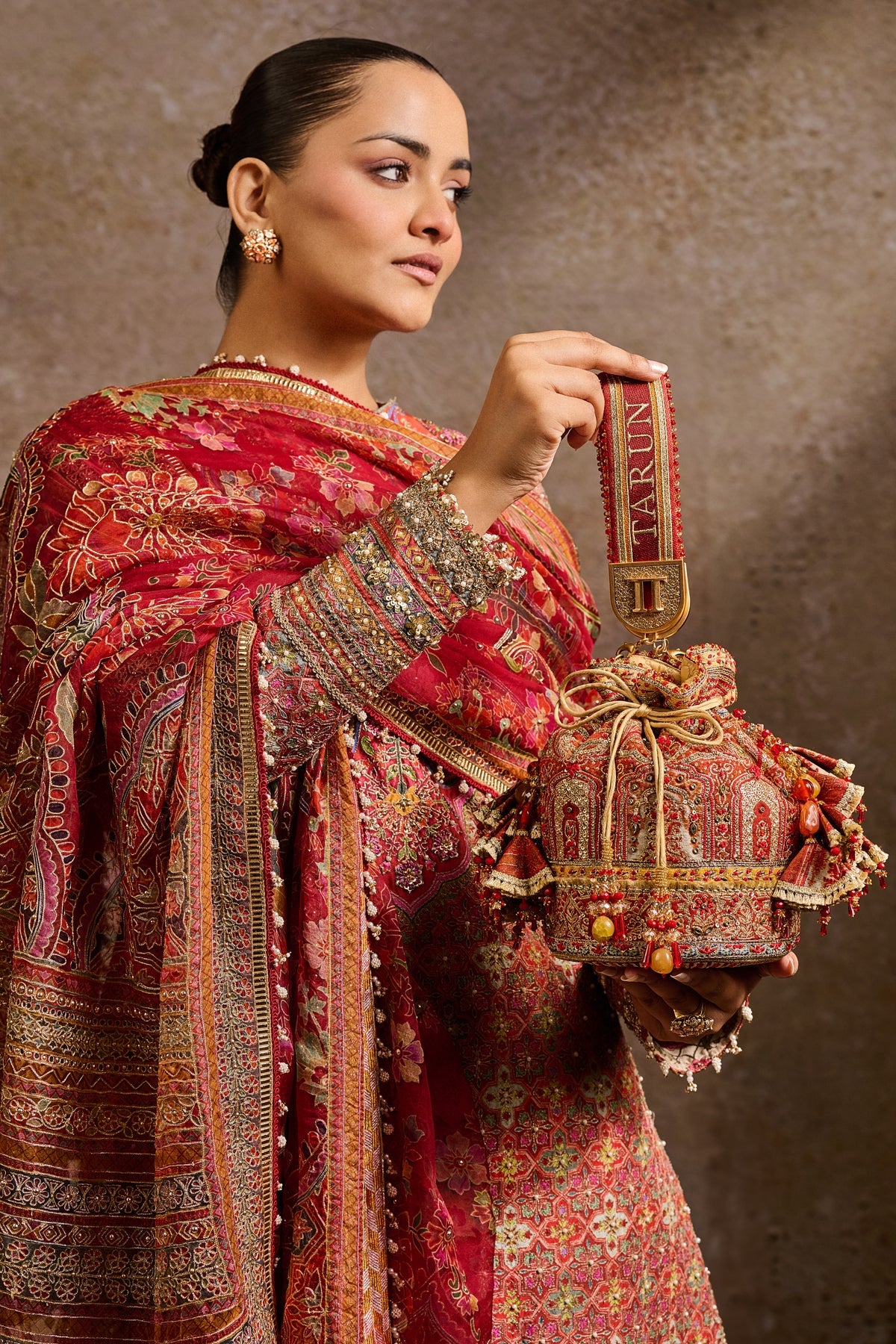 Embroidered Potli