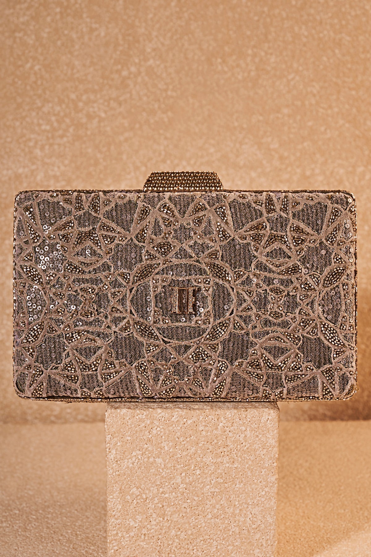Statement Tt Jaal Bag
