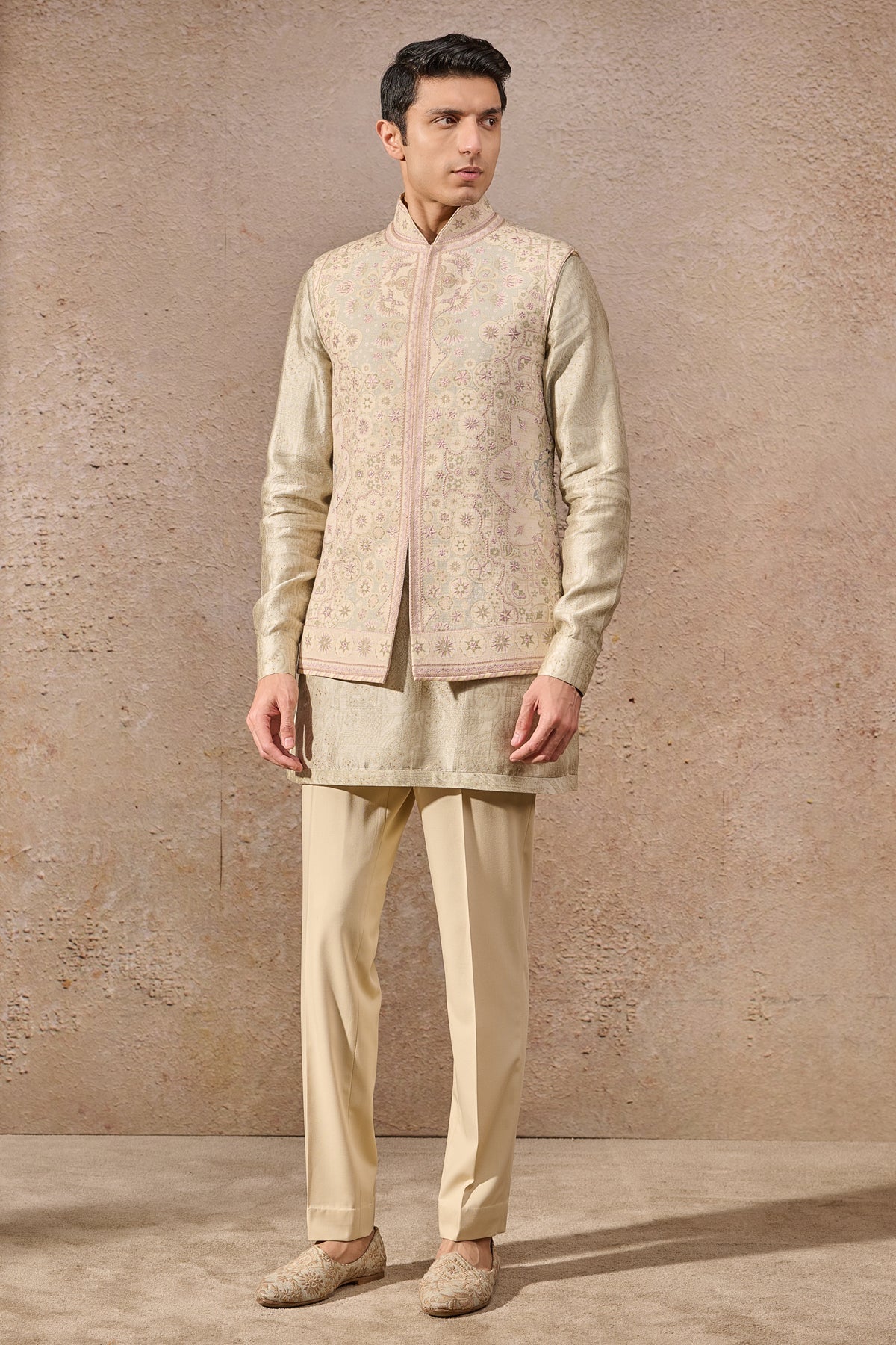 Languid Summer Hand Embroidered Floral Motif Waistcoat