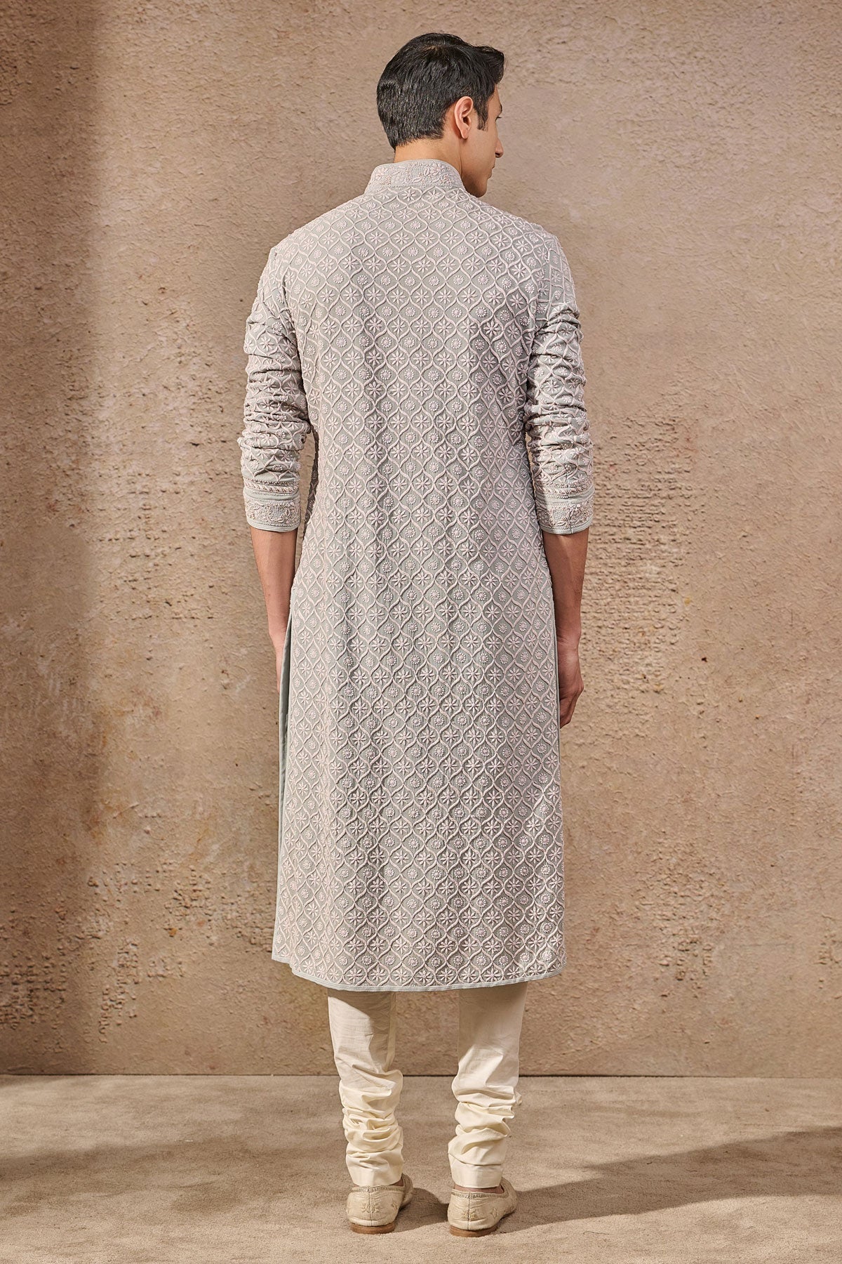 Languid Summer Classic Chikan Kurta