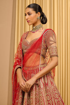 CLASSIC EMBROIDERED BRIDAL LEHENGA