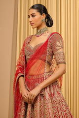 CLASSIC EMBROIDERED BRIDAL LEHENGA