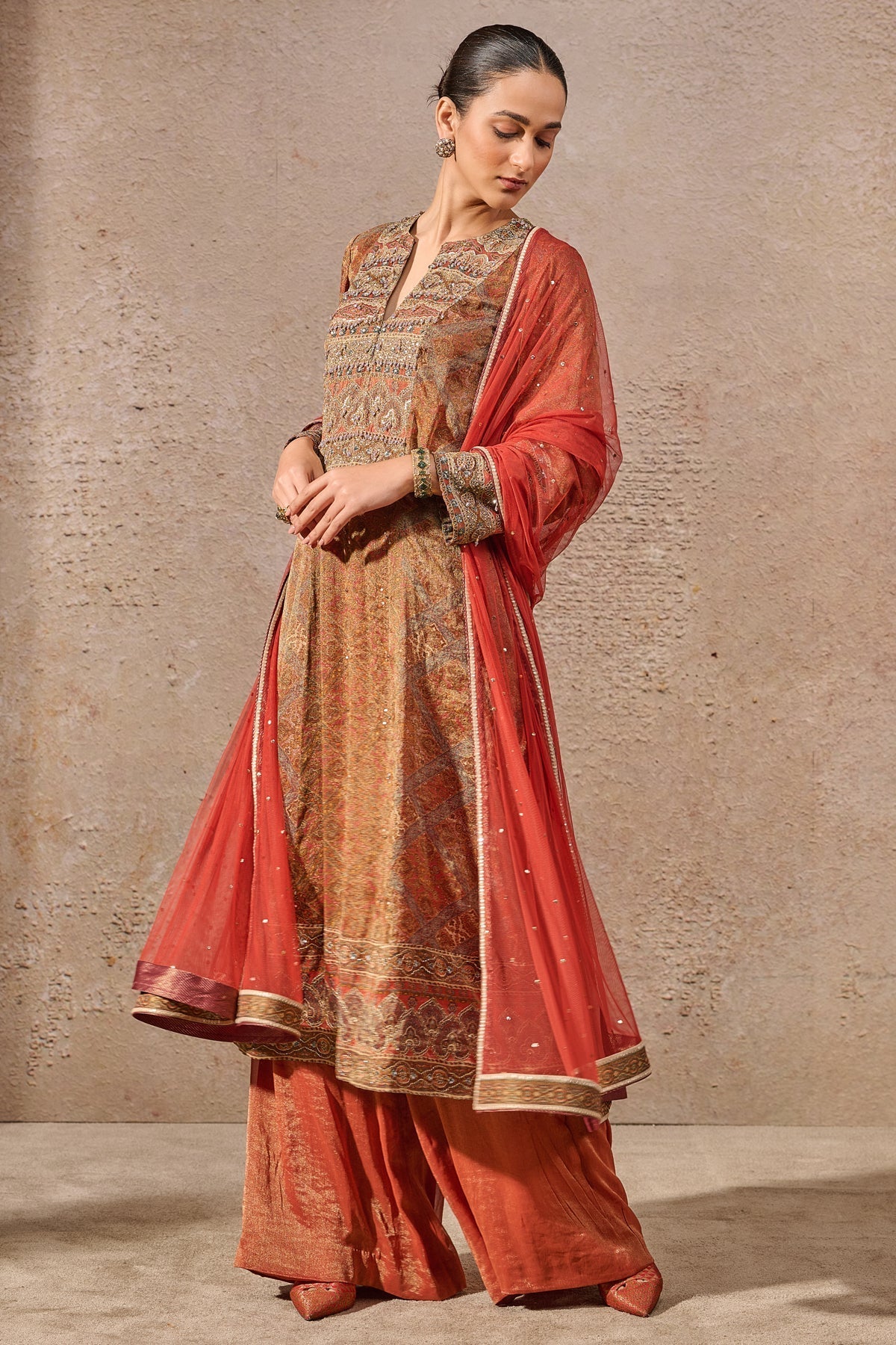 Languid Summer Printed Kashida Suit Set