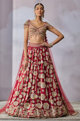 Blouse-Lehenga-Veil-Wings