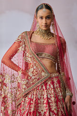 Blouse-Dupatta-Lehenga-Veil