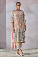 Dupatta Kurta Trousers
