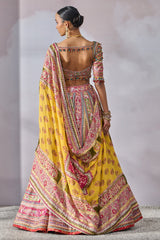 Blouse-Dupatta-Lehenga