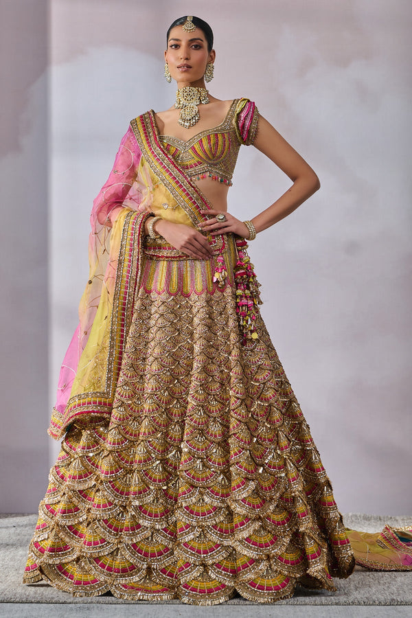 Blouse-Dupatta-Lehenga