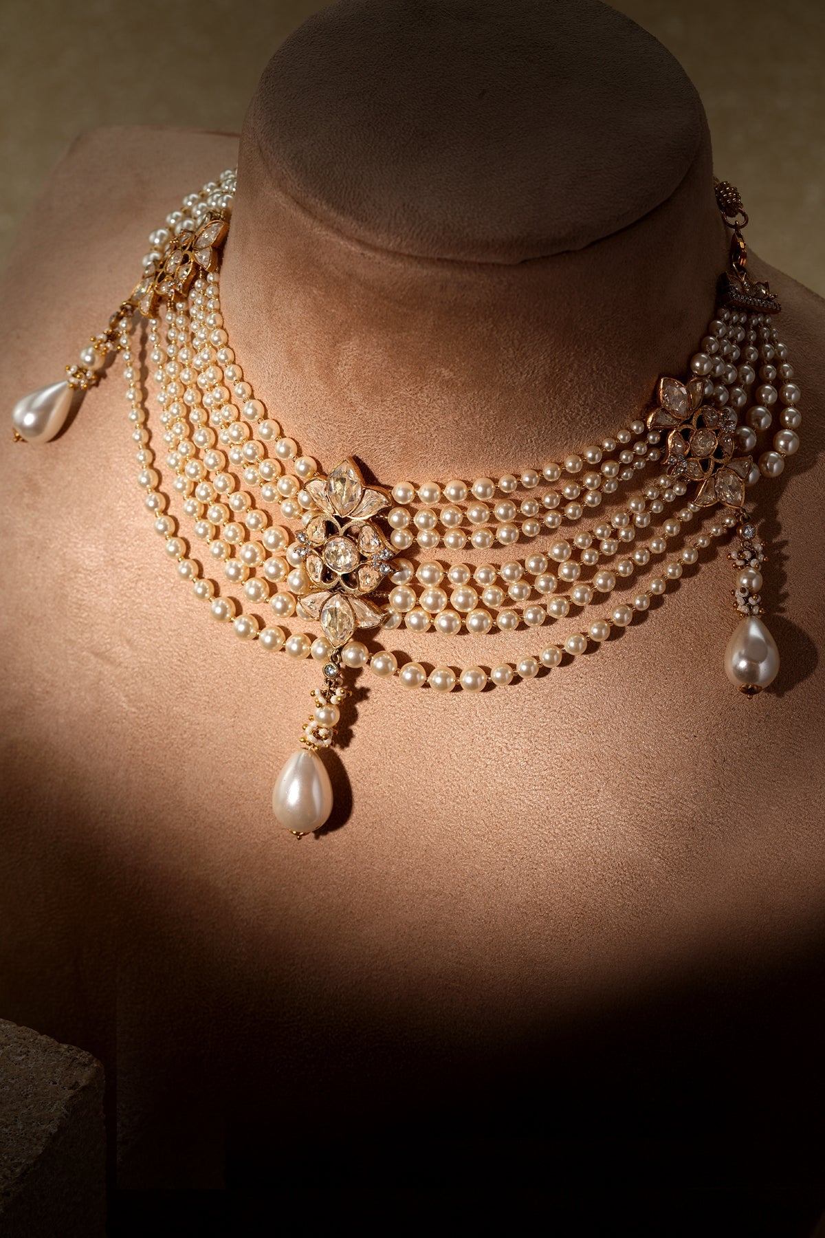 Multiple Chokers Pearl Multi Layered Choker