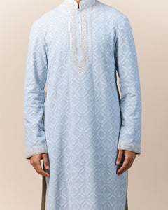 Kurta In Chikankari