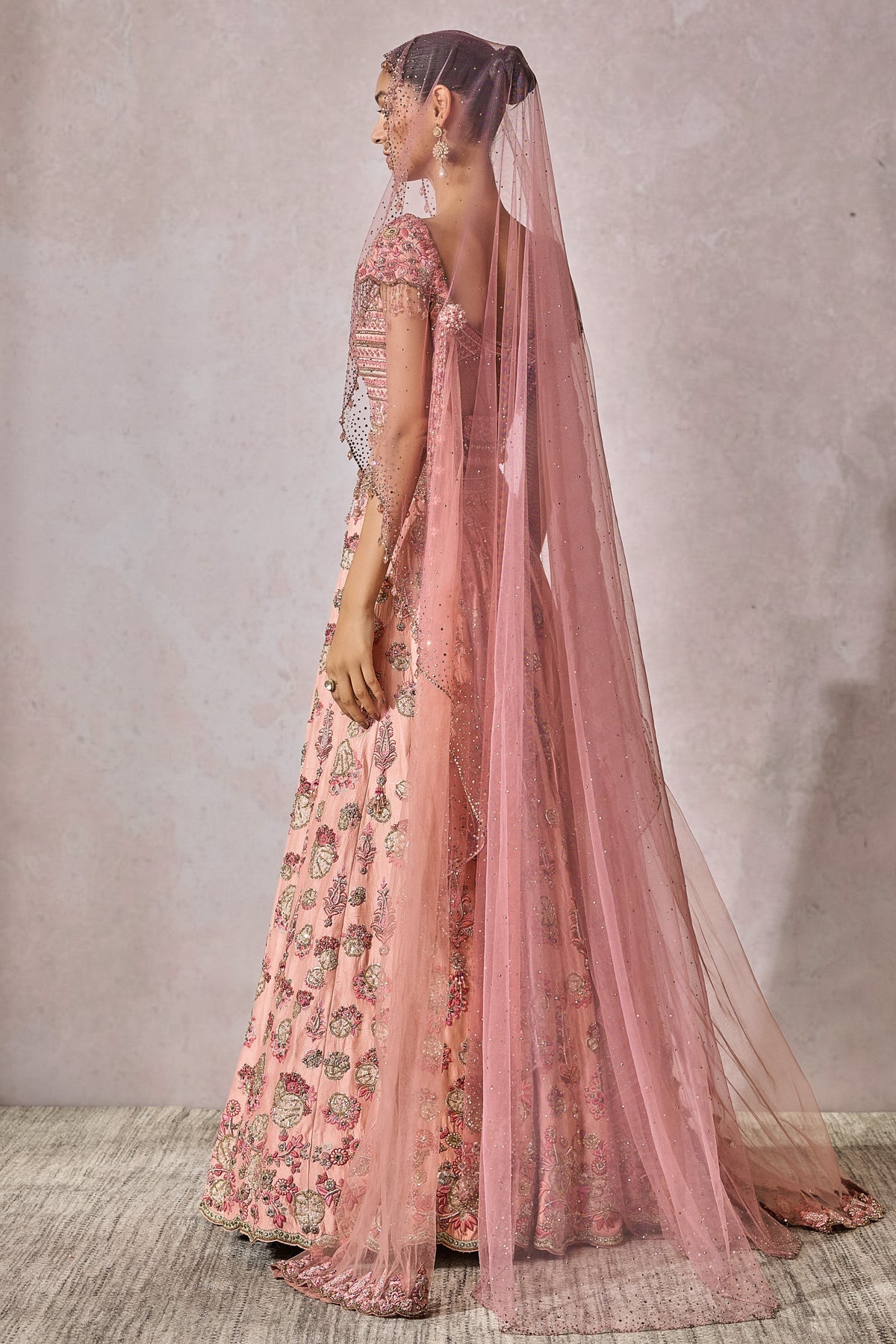 Blouse Lehenga Veil Wings