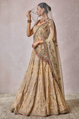 Blouse-Dupatta-Lehenga-Veil