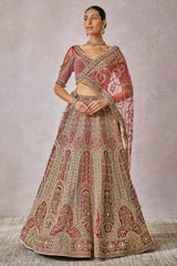 Blouse-Dupatta-Lehenga-Veil
