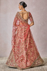 Blouse-Dupatta-Lehenga-Veil