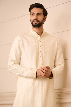 Kurta & Churidar