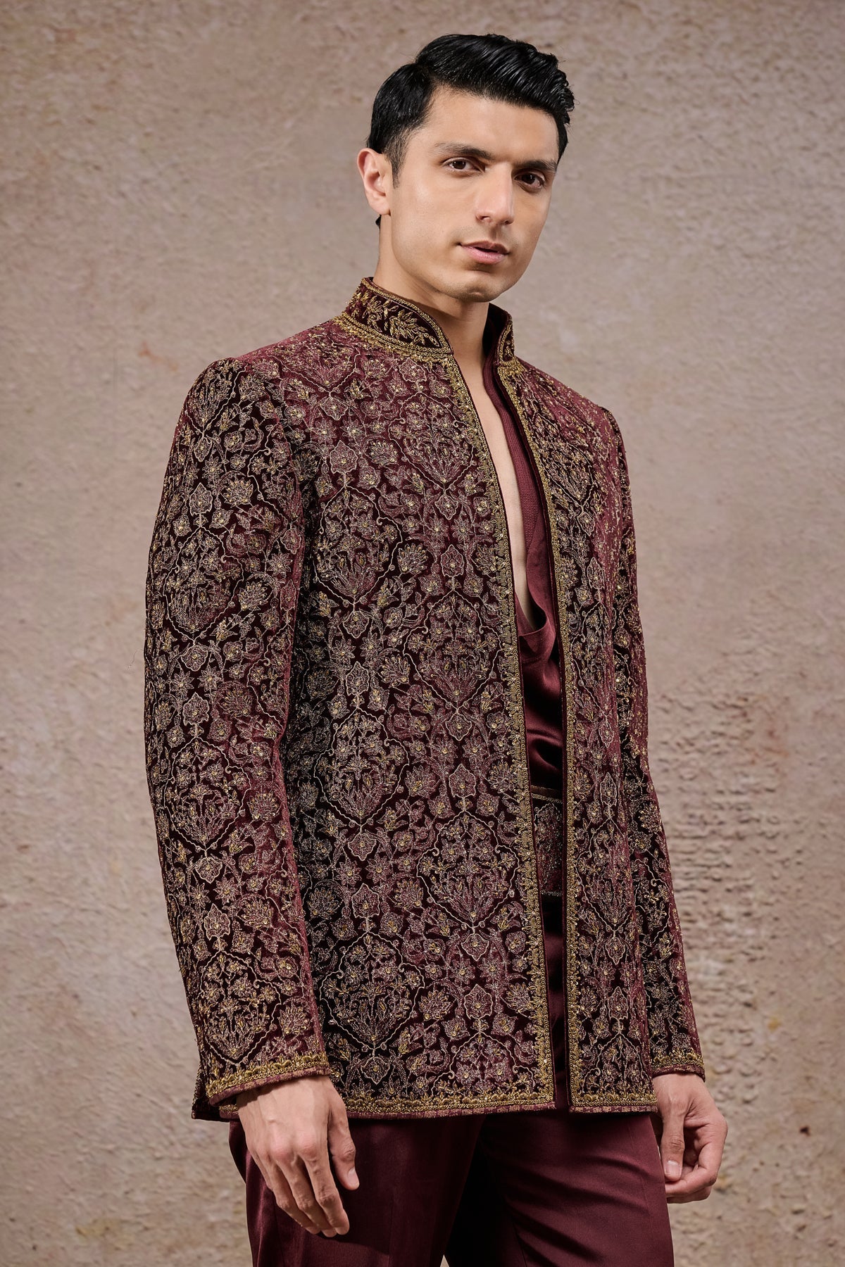 Antique Zardozi Velvet Bandhgala Set