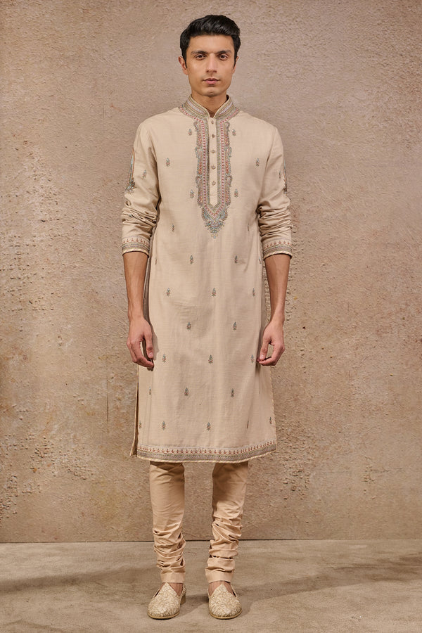 Classic Buta Motif Embroidered Kurta