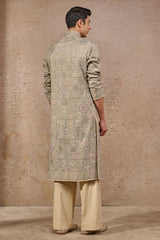 Resham Embroidered Classic Kurta