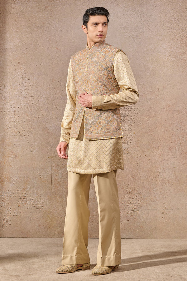 Geometric Embroidered Waistcoat