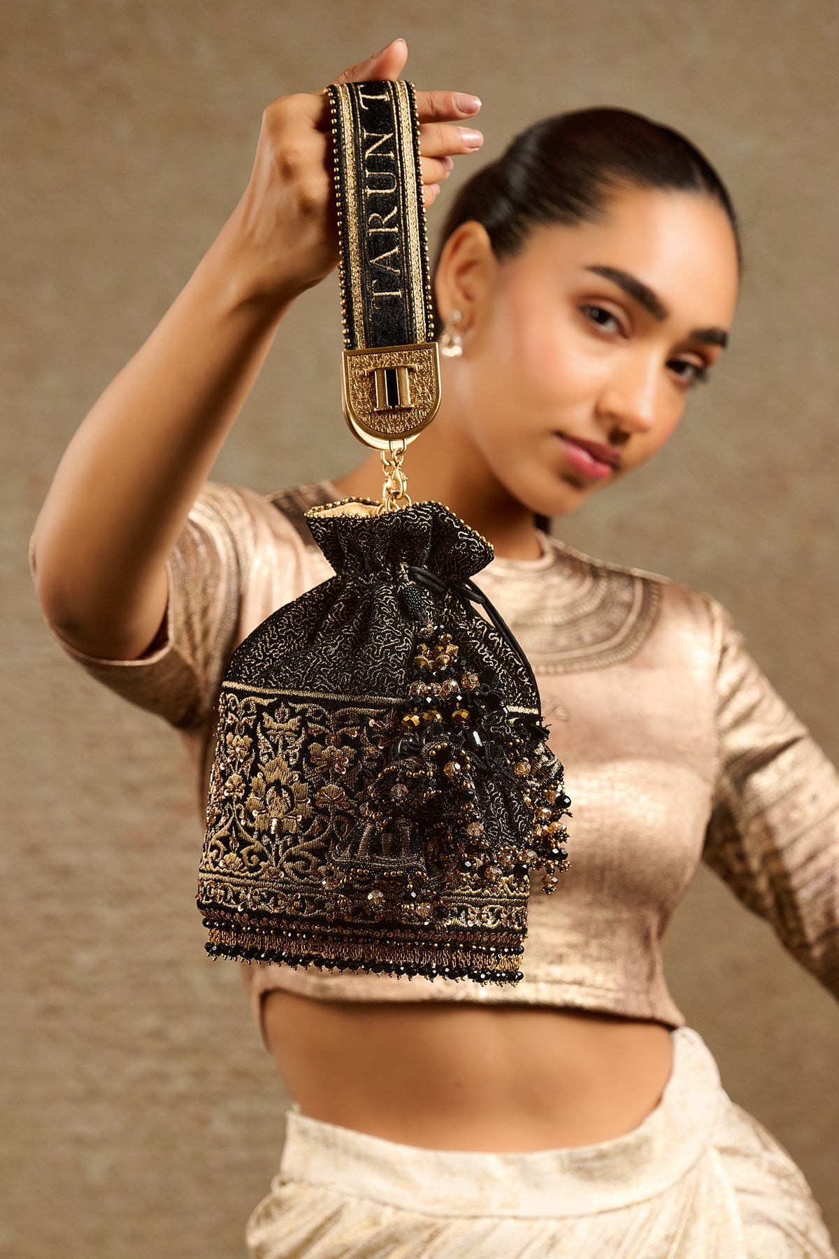 Embroidered Potli
