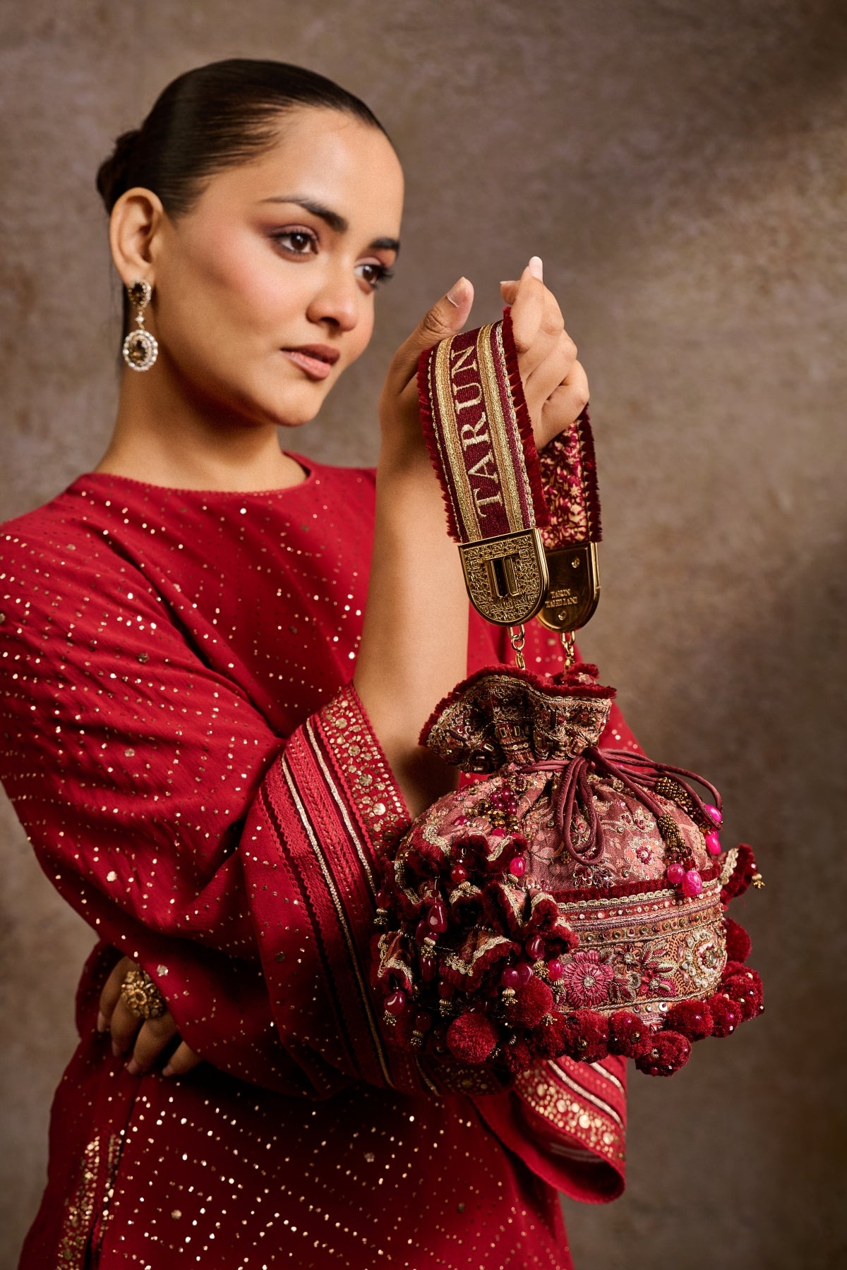Embroidered Potli