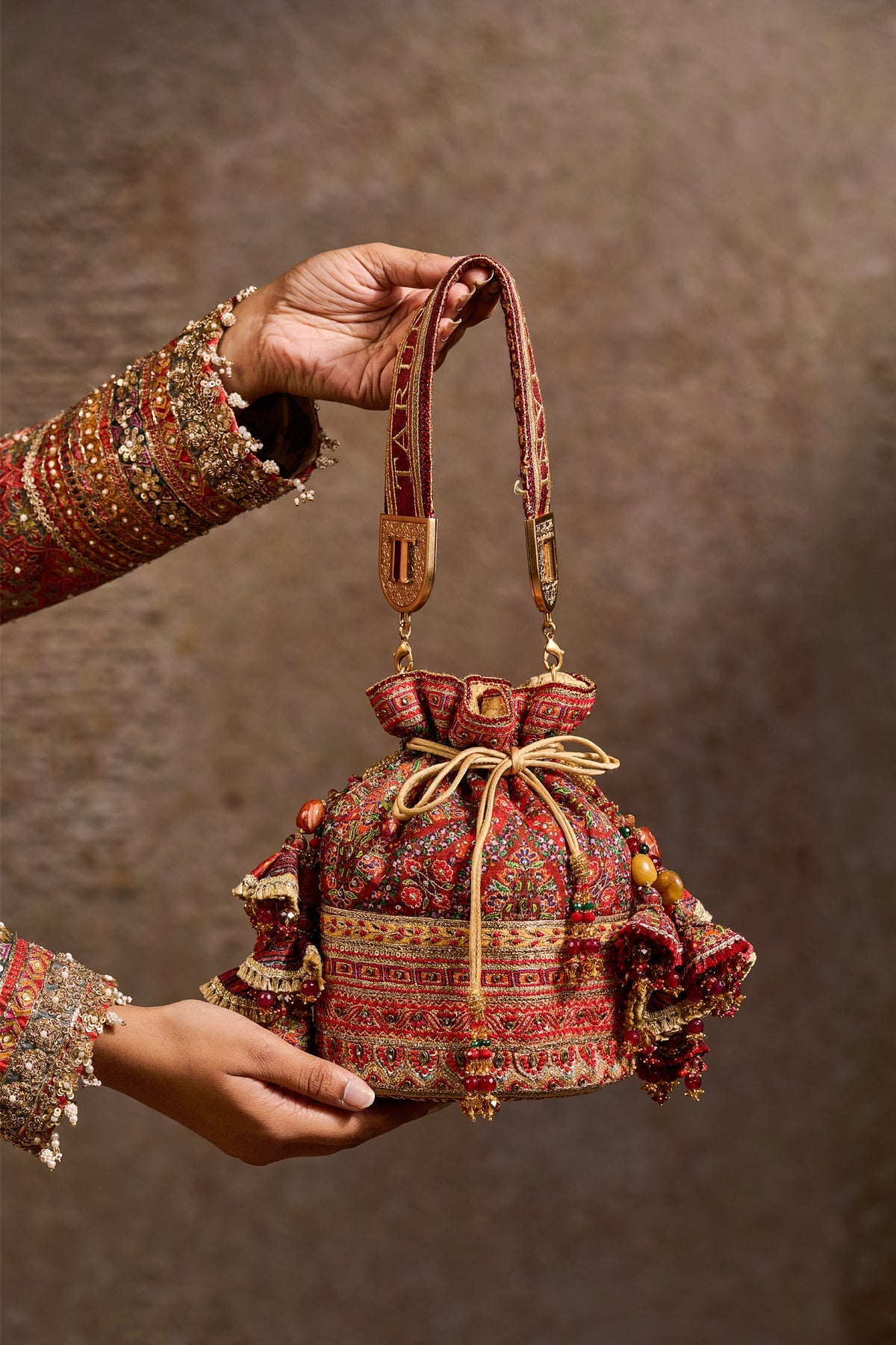 Embroidered Potli