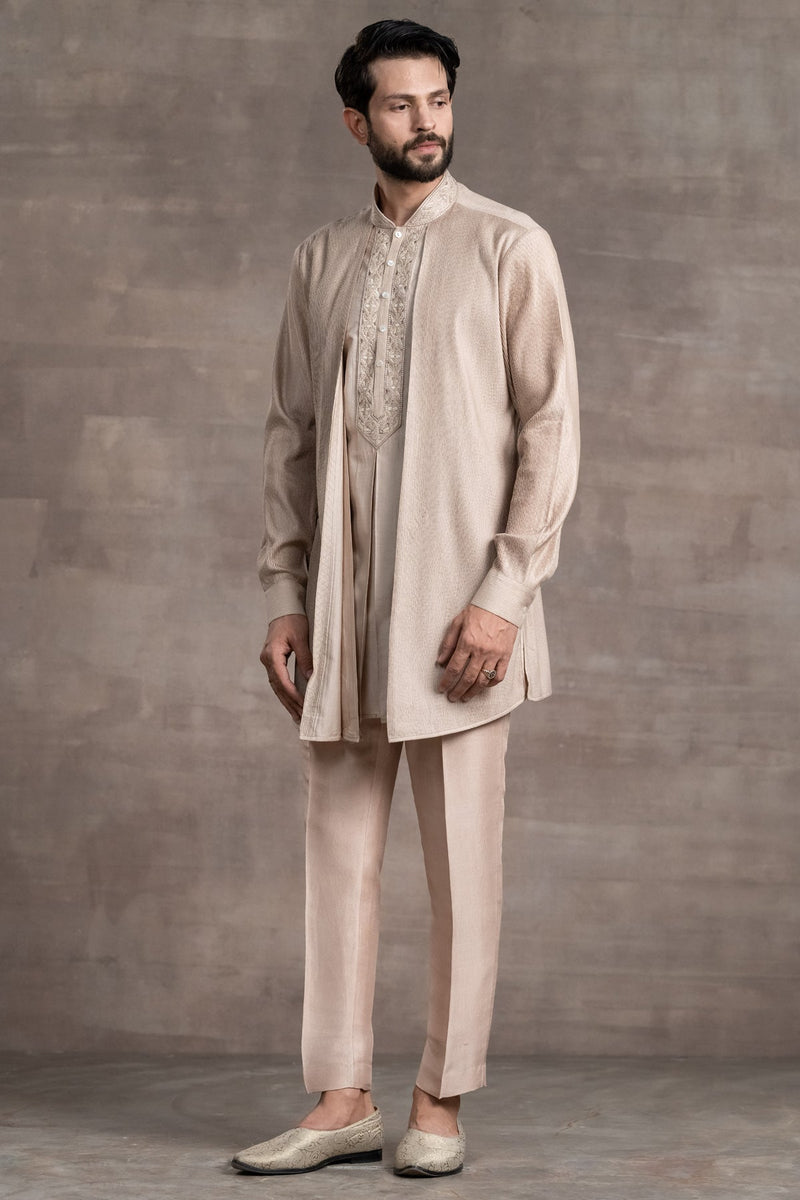 Short Length Kurta With Pintuck Detailing