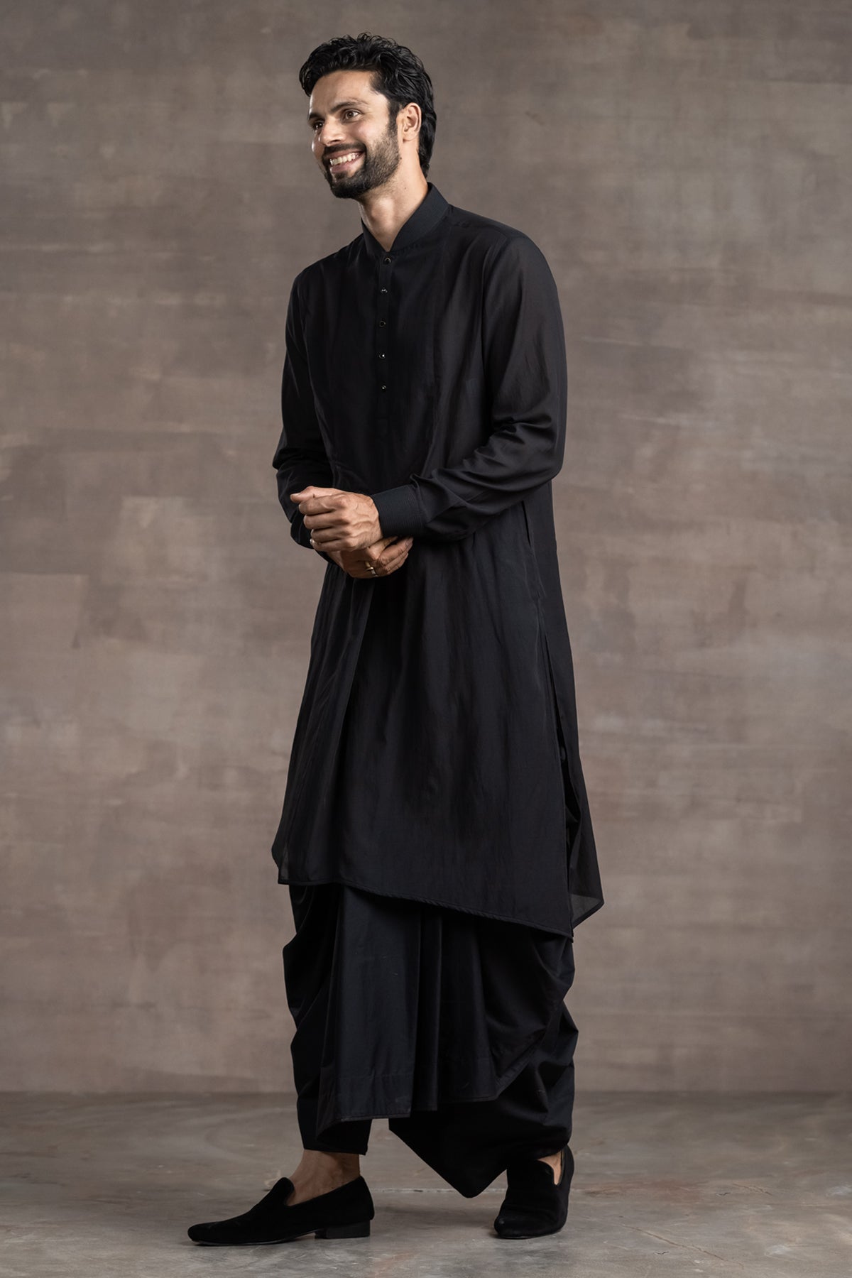 Kurta Paired With Black Dhoti Pants