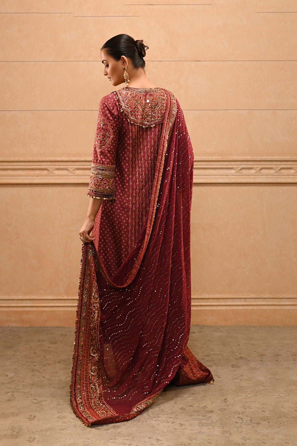 Zubeda Embroidered Kurta Set