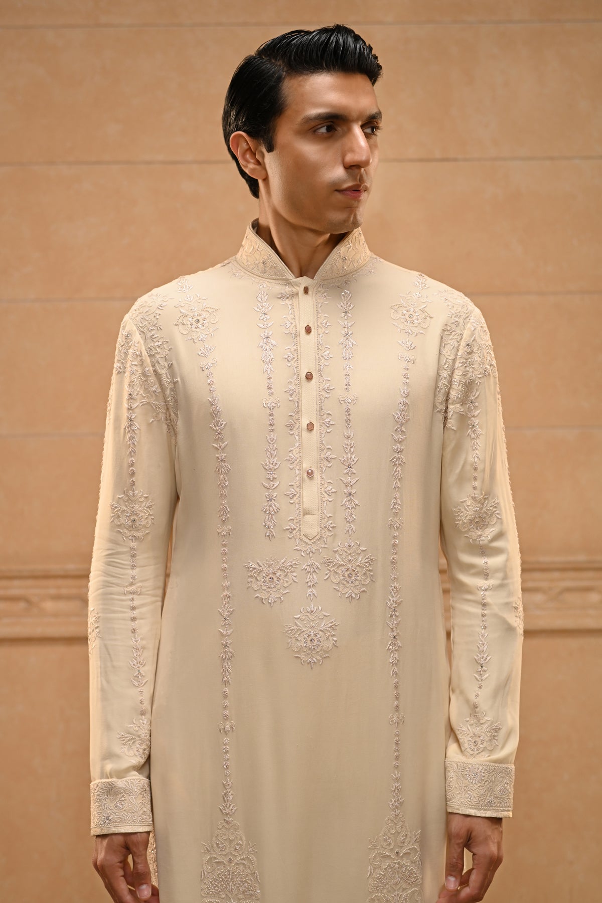 Kashida Embroidered Kurta Set