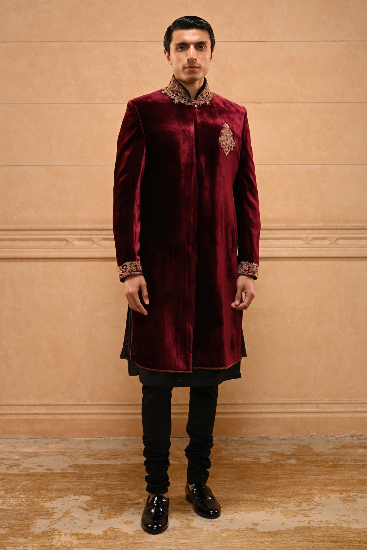 Zardozi Velvet Sherwani Set