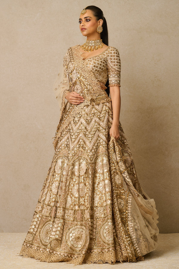 Lehenga, Blouse, Dupatta