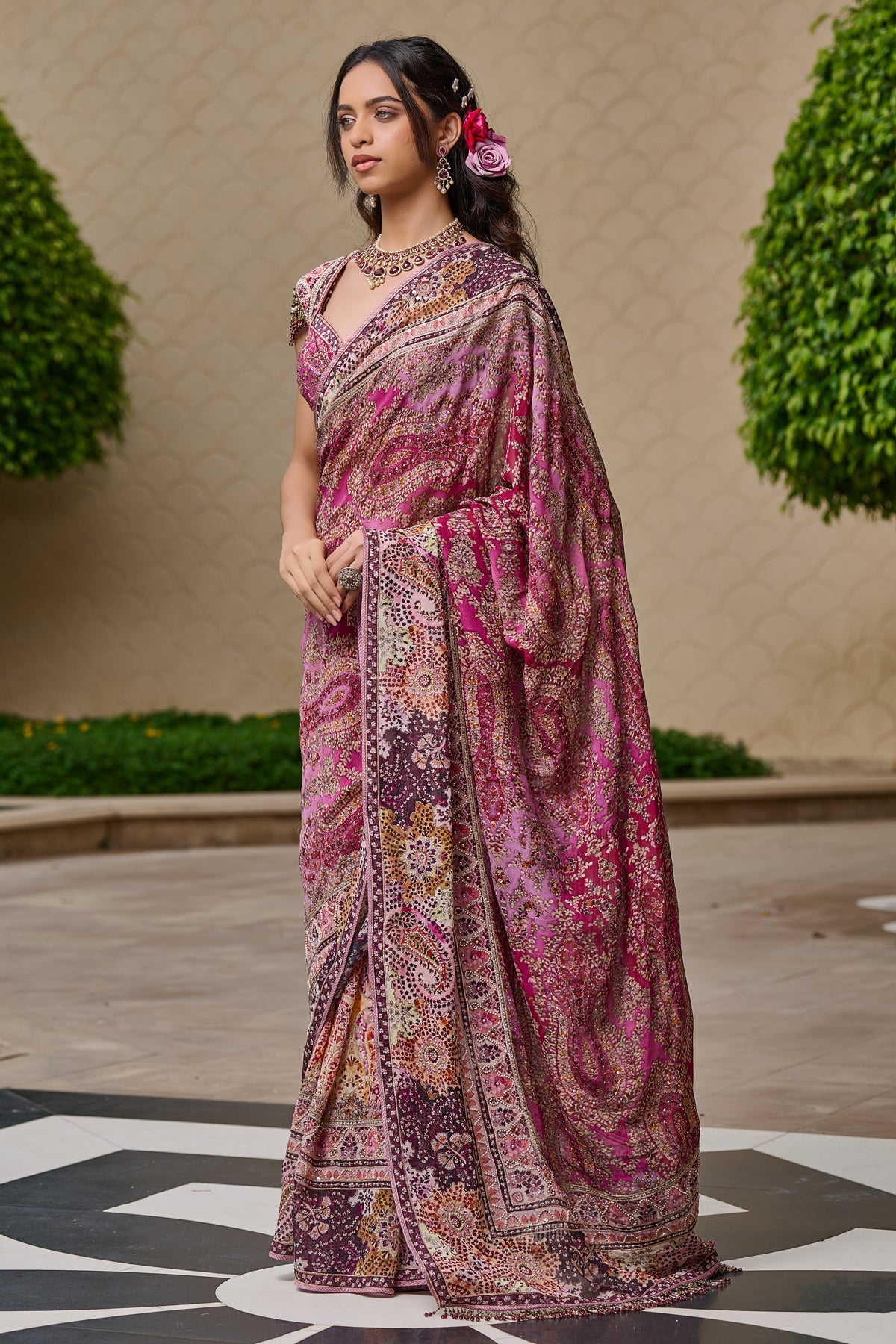 Quintessence  Kashida Embroidered Saree
