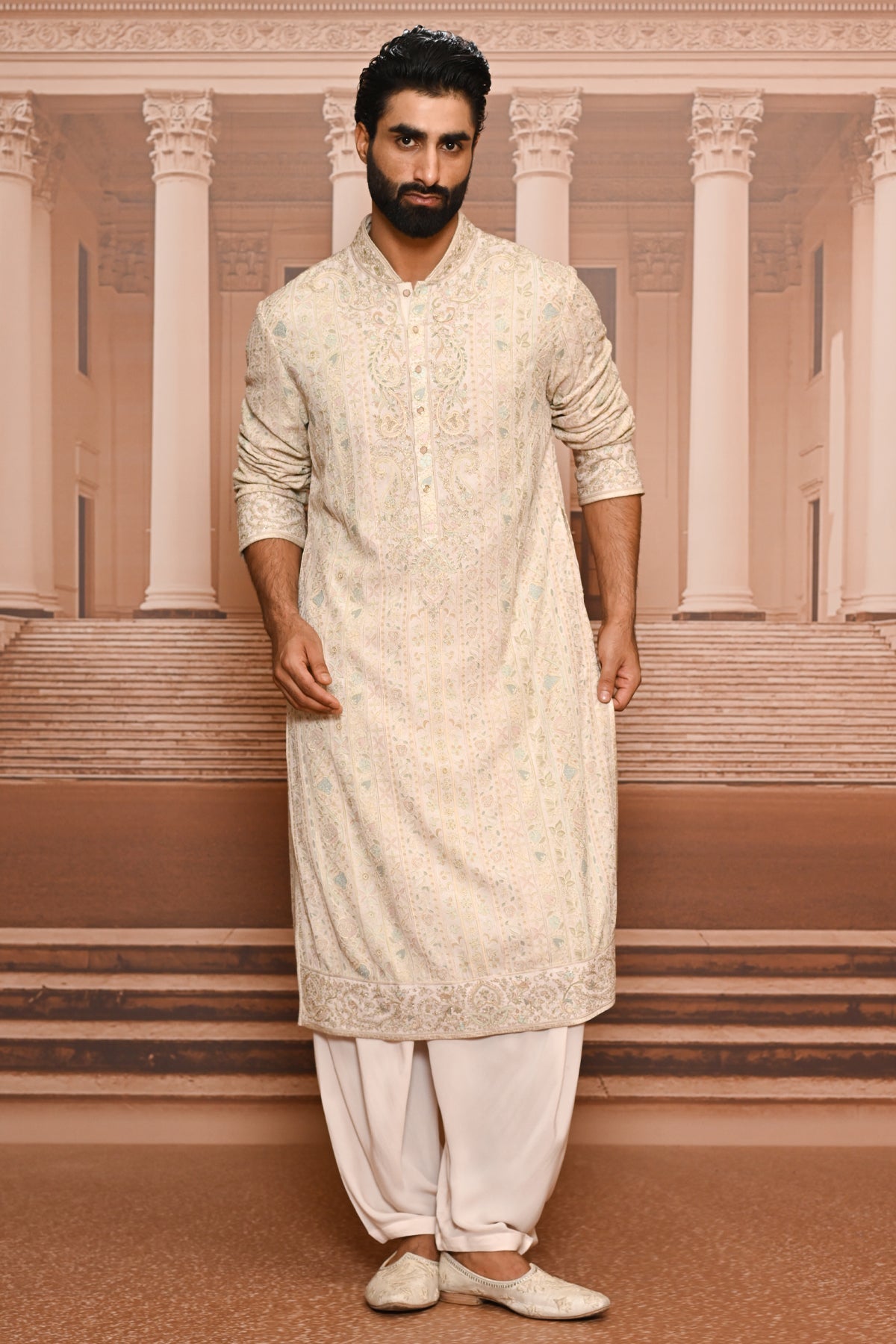 Ever Bloom Zari Kurta Set