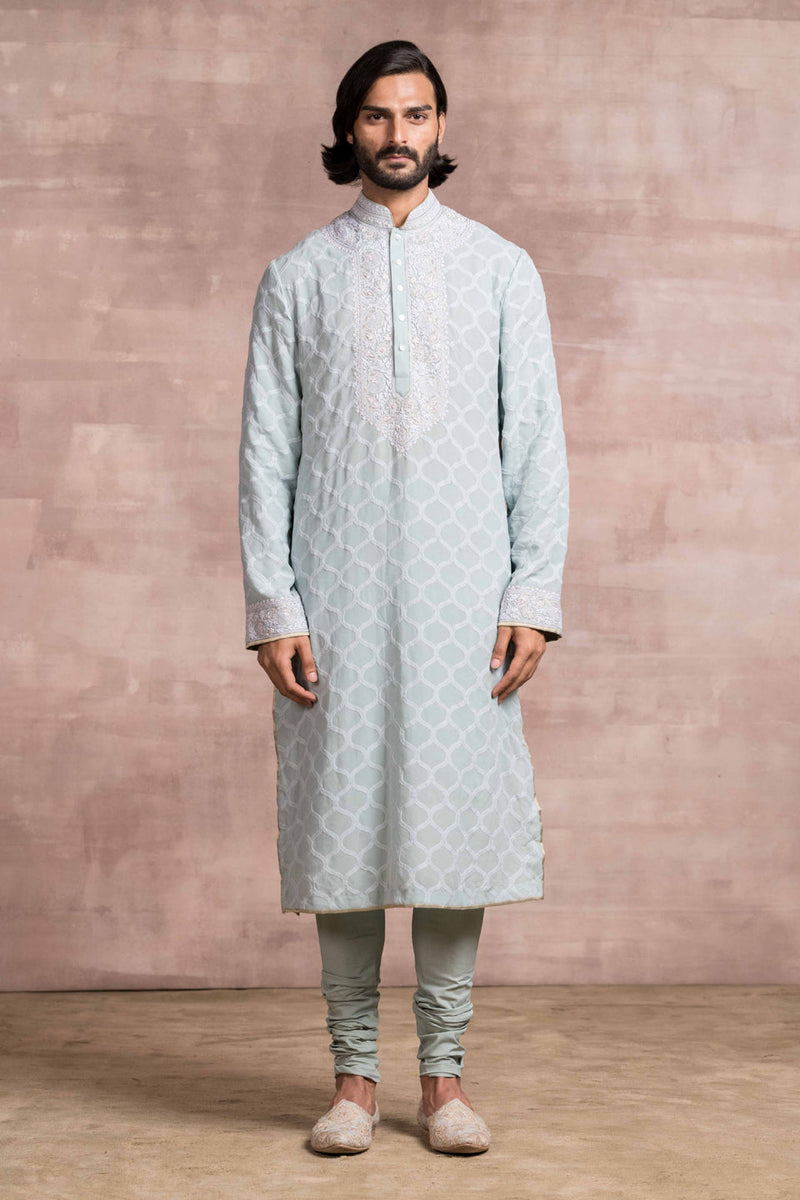 Chikankari Embroidered Jaal Kurta