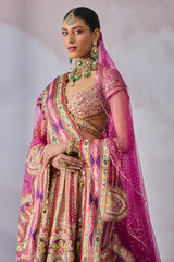 Blouse-Dupatta-Lehenga-Veil