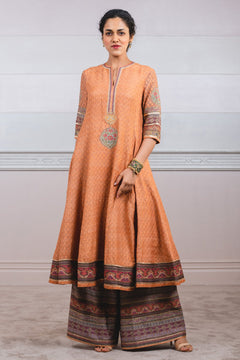 Kalidar Kurta In Matka Silk