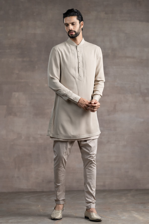 kurta designed in silk-georgette fabric