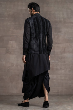 bundi designed in silk-velvet fabric