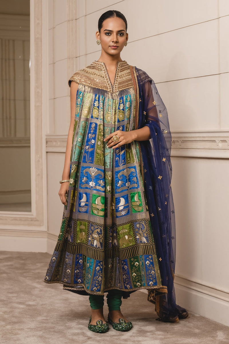 Jacquard kurta, churidar, and dupatta